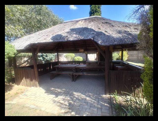 3 BEDROOM TOWNHOUSE FOR SALE IN ATLASVILLE